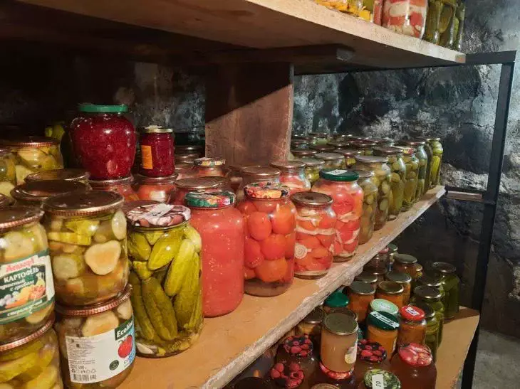 Как закрыть банку идеально: секрет хрустящих огурцов, о котором молчат бабушки