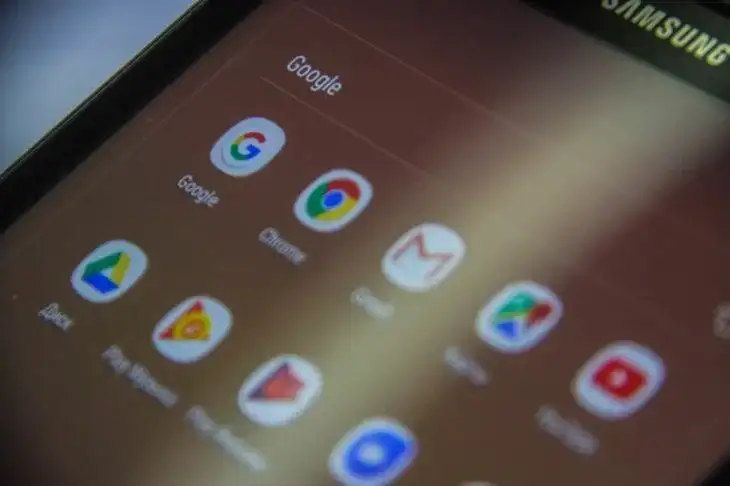 Какие рекомендации должны быть в справке, чтобы ребенку разрешили пользоваться телефоном в школе: разъяснение Минздрава