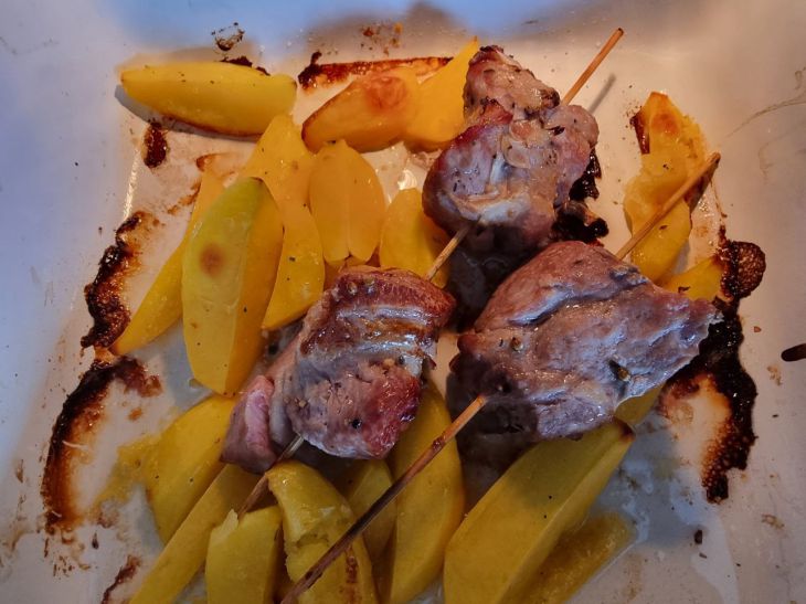 Картошка с мясом — яд для кишечника: ученые доказали, почему классическое блюдо вредит здоровью