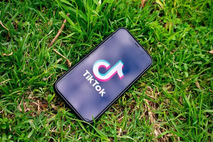 Казнь за TikTok в Мали: девушку публично казнили за видео