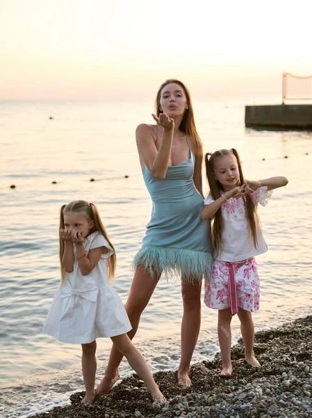 Костенко показала грудь после неудачной пластики и жестко ответила всем хейтерам