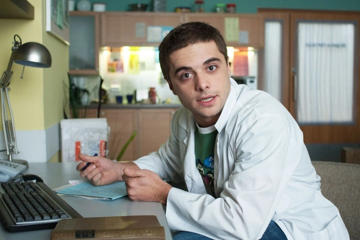 Куда пропал Илья Глинников из «Интернов» и почему скрывает, что скоро станет отцом