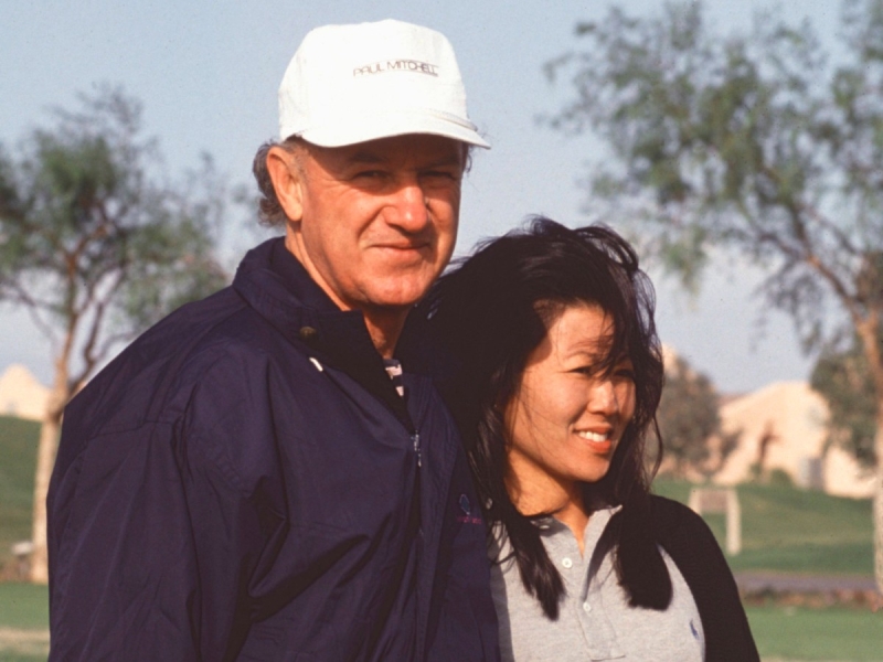 Лежали 10 дней и частично мумифицировались: детали смерти Джина Хэкмена, его жены и собаки, от которых мурашки по коже