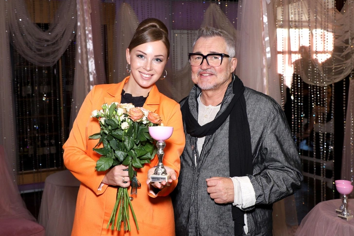 Любовник Полины Дибровой подал на развод и судится с бывшей за опеку над 6 детьми