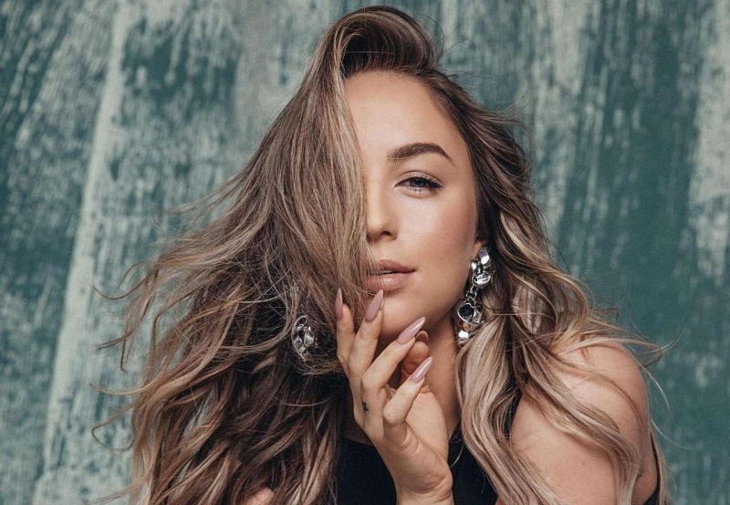 Мари Краймбрери устроила сюрприз для фанатов на концерте в Сочи