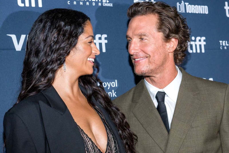 Мэттью Макконахи — о долголетии своего брака: «Больше — не значит лучше»