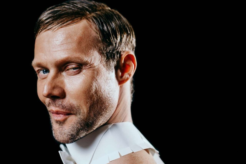 Мистер неординарность: съемка Даниила Воробева для сентябрьского номера журнала «Атмосфера»