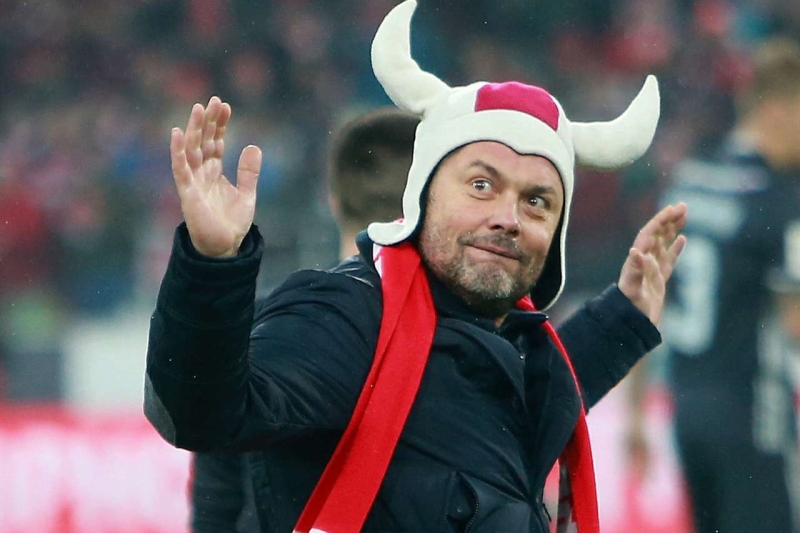 «Мое сердце несвободно»: 61-летний Белоголовцев ушел от жены к своей помощнице