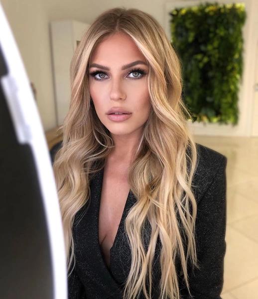 Можно ли исправить неудачную пластику Риты Дакоты: ответил хирург