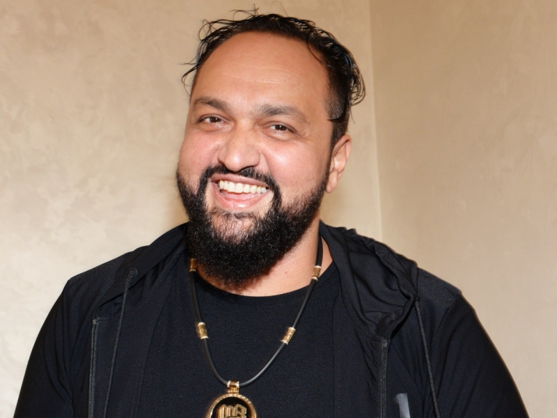 «Мы с ней договорились, что все будет тихо!» Покоривший россиян в новом сезоне шоу «Один в один» Жан Милимеров раскрыл подробности развода