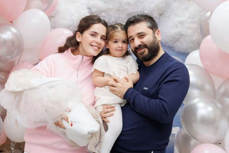 «Мы с Сариком были в шоке»: Лиза Моряк впервые раскрыла детали родов и тайну имени дочери