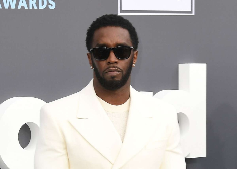 Накачал веществами и подговорил друзей: против Пи Дидди подали еще два иска