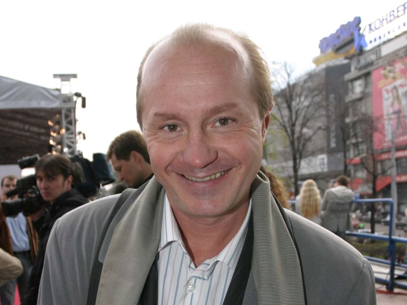 Называли только так: за что Андрей Панин получил прозвище Подарок на съемках «Бригады» 