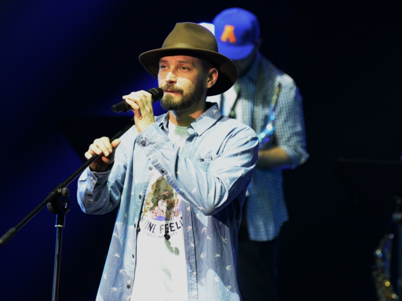 «Не мог уйти»: солист Uma2rman Владимир Кристовский поселился рядом с бывшей женой