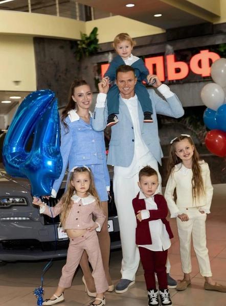 «Не просыпался»: сын Тарасова и Костенко попал в больницу в пугающем состоянии