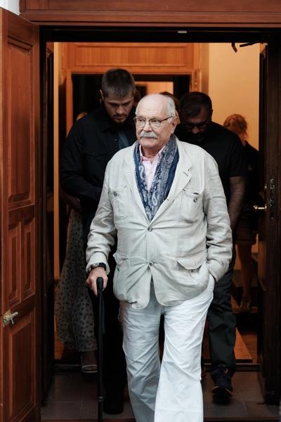 Никита Михалков прервал светское затворничество по важному поводу