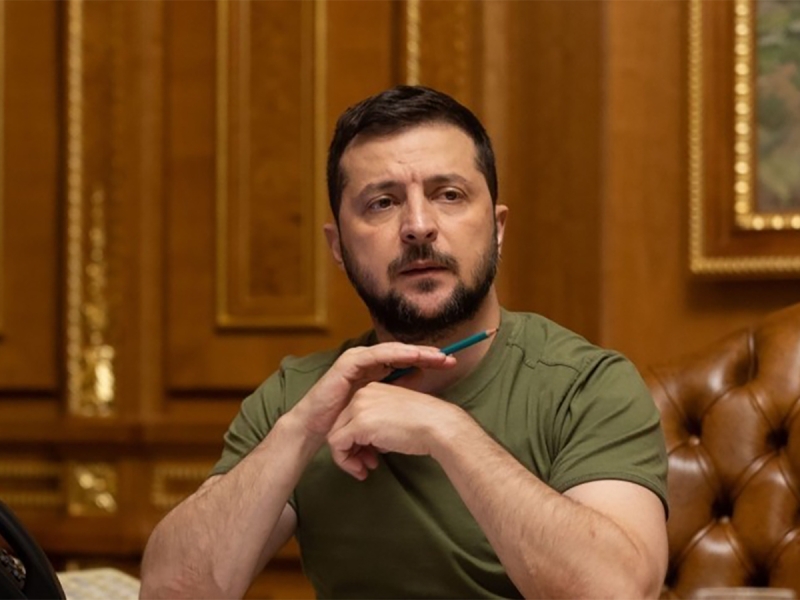 «Никто не заставляет их умирать»: Зеленский ошарашил заявлением о Покровске