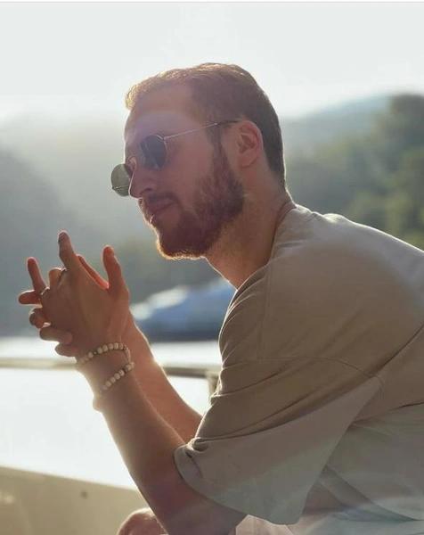 Новый краш россиянок: как выглядит тайный сын Лавандового рафа