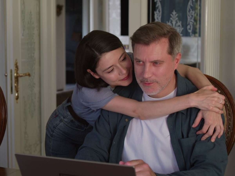 О чем сериал «Любовная сделка» на канале «Домашний»