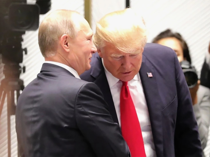 «Он продает Украину»: переговоры Трампа и Путина взбесили Европу — Politico