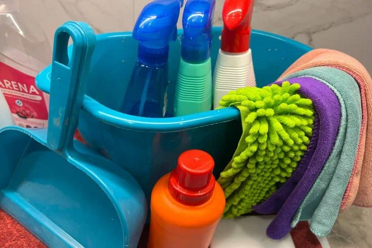 Он разлюбил или просто устал: почему мужчина не помогает по дому