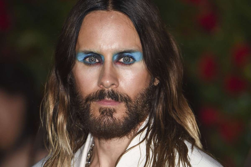 «Они как ровесники»: в Сети обсудили фото Джареда Лето с Юрой Борисовым