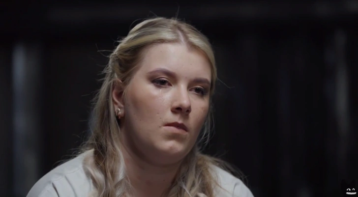 Отец девочки, брошенной в туалете аэропорта Антальи, требует тест ДНК, чтобы забрать дочь