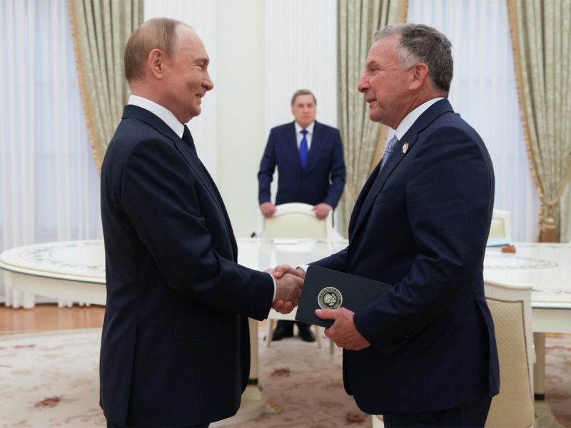 «Отложить на 49 или 99 лет»: в Польше раскрыли план Уиткоффа по Украине, предложенный Путину