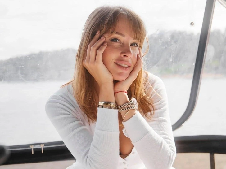 Первый выход Полины Дибровой в свет в статусе разведенной женщины — видео