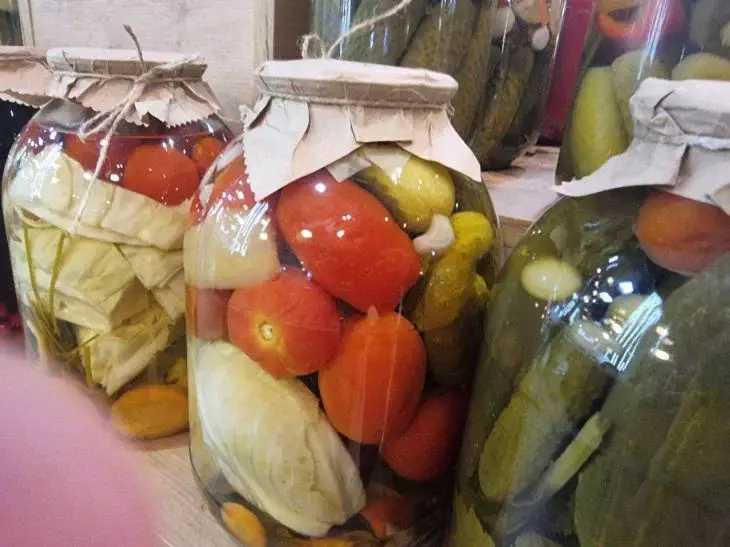 Почему консервы называют бесполезными: бесценное дополнение к зимнему рациону