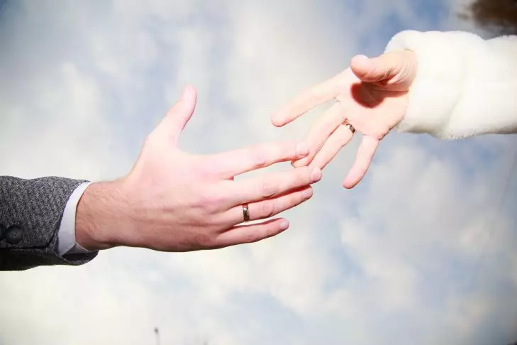 Почему женщины уходят от мужчин без объяснений: 5 причин