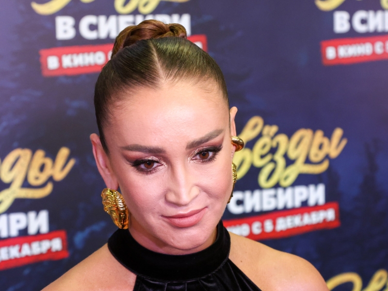 «Получила производственную травму»: сестра Бузовой оказалась в больнице