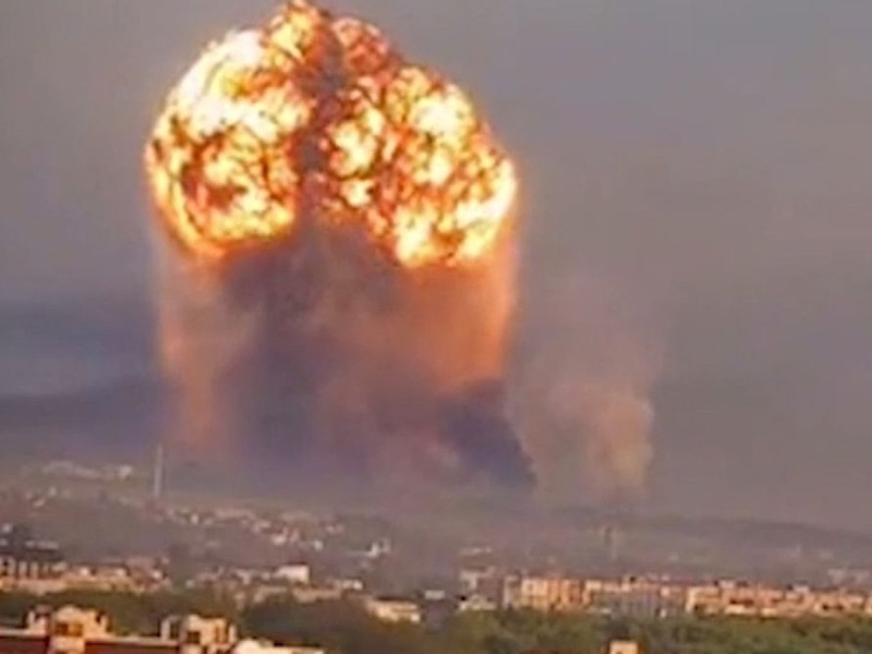 После массированного удара «Гераней» Харьков охватили пожары