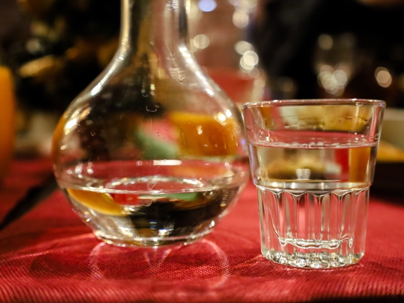 Потеря зрения и мучительная смерть: жертвой смертоносной адлеровской чачи стала молодая жительница Уфы