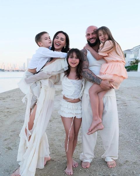 Развод отменяется? Джиган и Самойлова проводят вместе время в Дубае