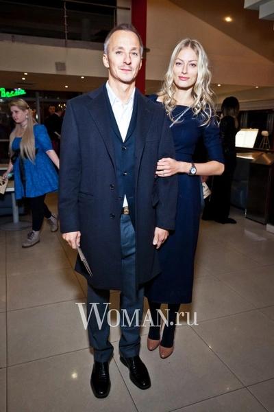 Редкое фото Степана Михалкова с женой-моделью — они вместе уже 17 лет