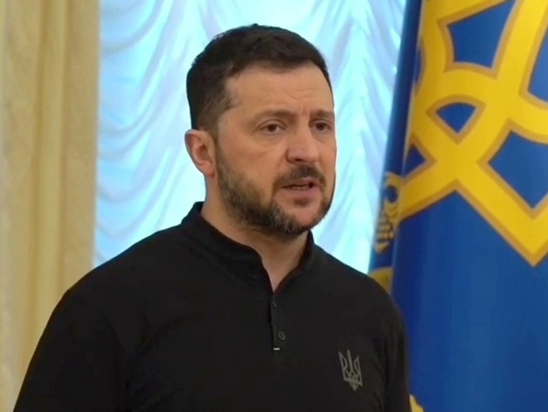 «России будет трудно выкрутиться»: Зеленский заявил о победе Киева на переговорах с США и потребовал от Запада ввести на Украину войска НАТО