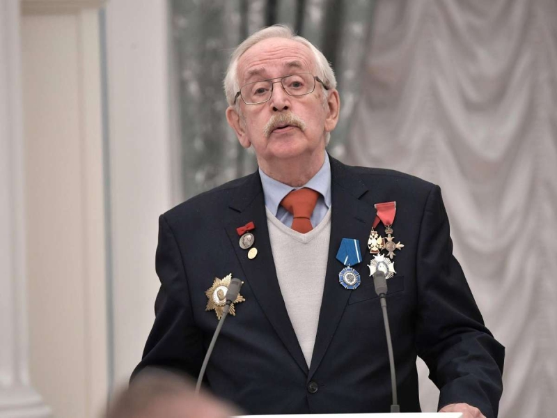 Сам напросился: Ливанов едва не остался без зуба из-за Миронова