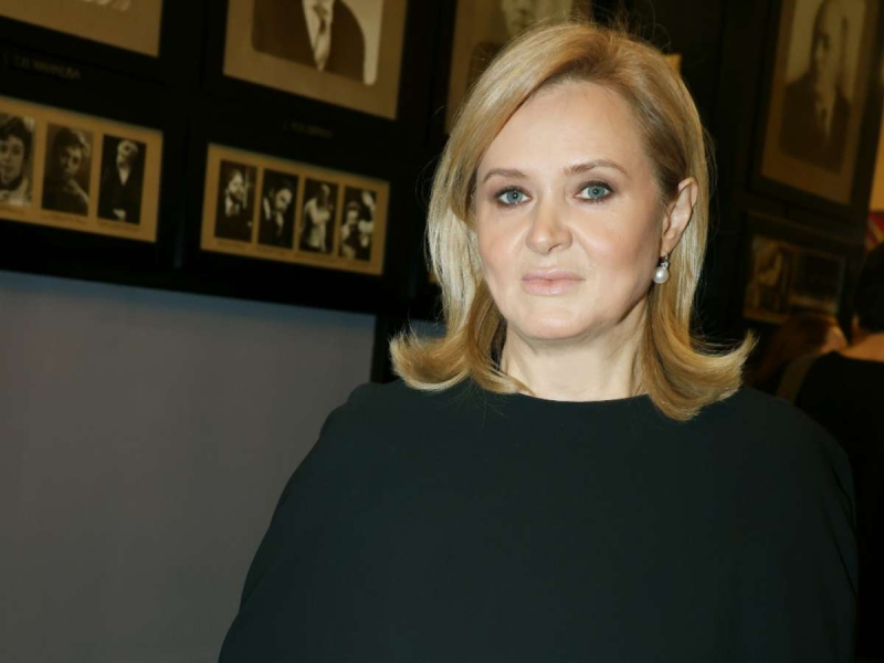 Семейная идиллия: Анна Михалкова показала редкое фото взрослых сыновей