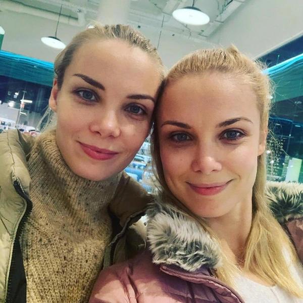 Сестры-синхронистки: редкий выход Ольги и Татьяны Арнтгольц с детьми