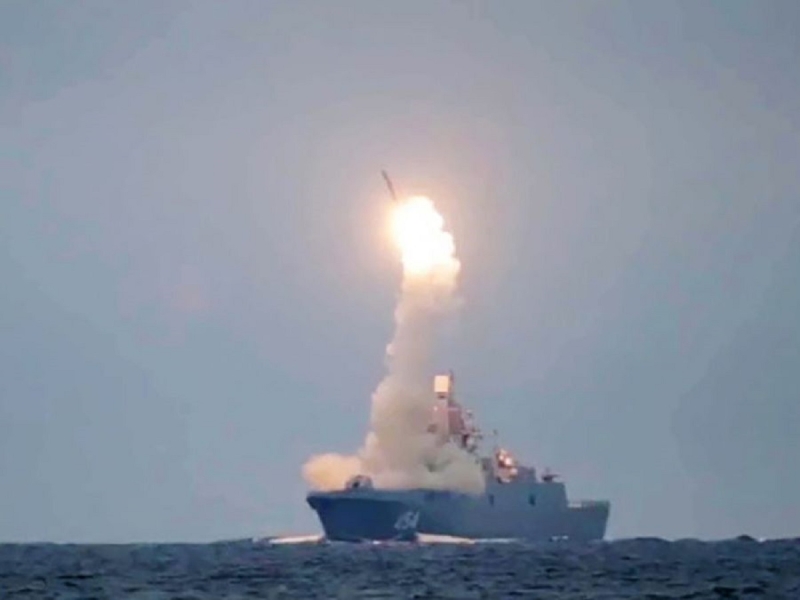 «Сгорели генералы НАТО»: стали известны «жирные» цели атаки «Циркона» на Украине