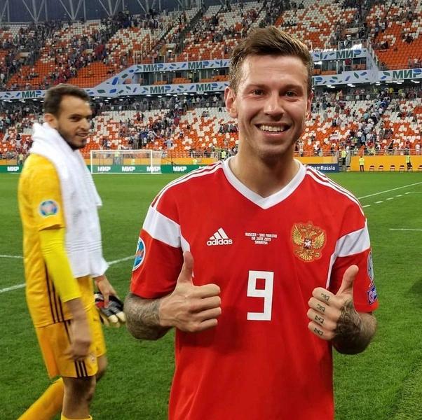 Смолов подрался в той же «Кофемании», что и Мамаев — почему в этом деле так много «но»