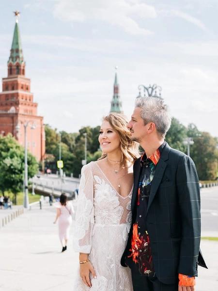 Собчак и Богомолов не скрывают чувств в шестую годовщину свадьбы: «Мы такие же счастливые как тогда»