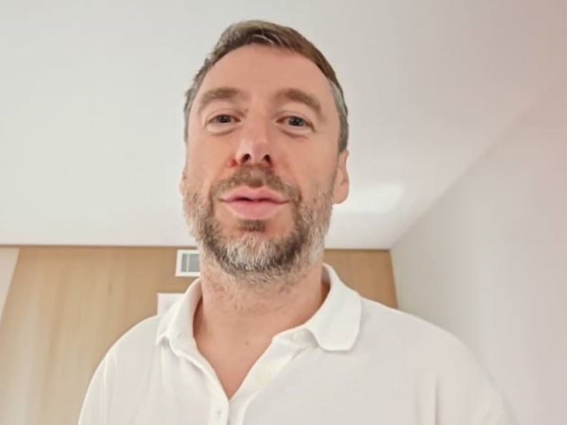 Ставший у руля «М.Видео» Владислав Бакальчук собирается утереть нос бывшей жене