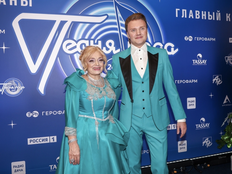 «Существует в некой изоляции»: обманутая невестка Кадышевой рассказала, что артистка болеет и находится в зависимости от сына и мужа