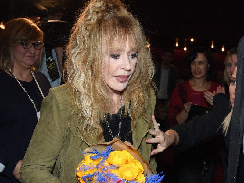 Такой эффект не наступает даже после пластики: почему с лица 75-летней Пугачевой исчезли все морщинки