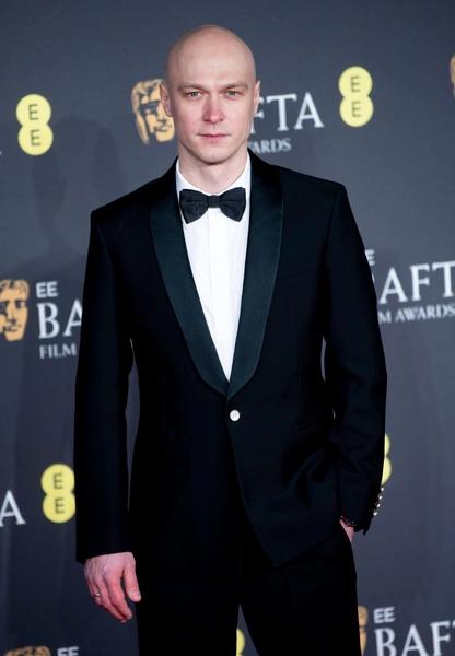 Теперь официально в Голливуде! Юра Борисов подписал важный контракт