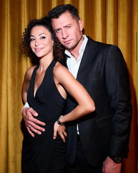 Тестя Прилучного объявили в международный розыск — чем это грозит актеру и его жене