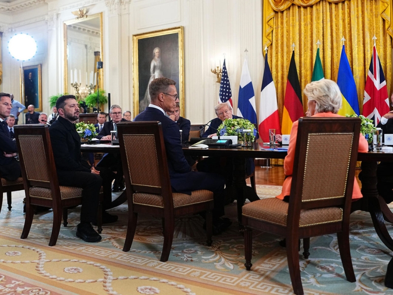 Трамп жестко сцепился с Мерцем из-за Украины в Белом доме и позвонил Путину