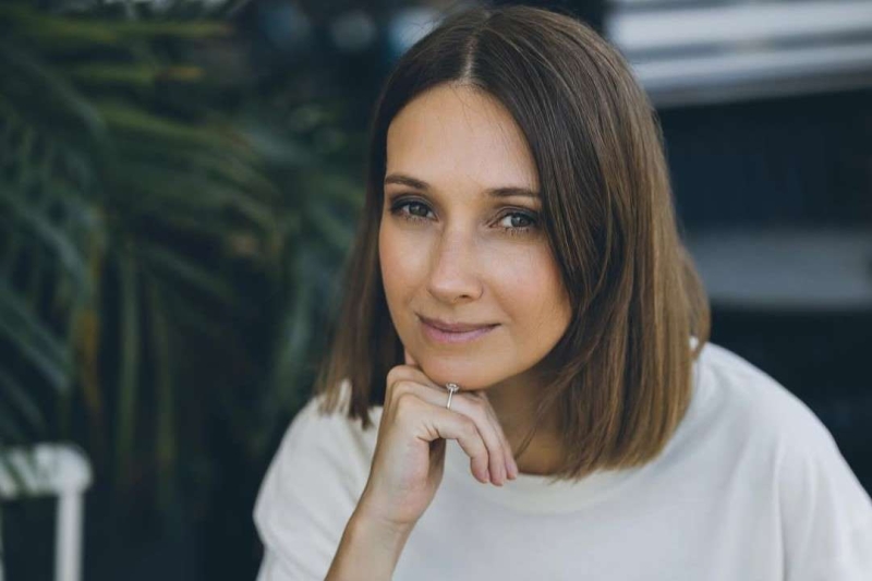 «У нас прилет рядом со школой дочки»: актриса Цветаева вышла на связь после бомбежки в Израиле